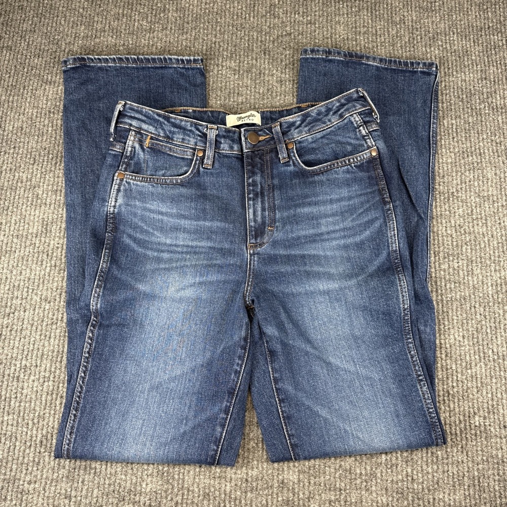 Wrangler Retro High Rise Boot Women's Size 29x34 Medium Wash Stretch